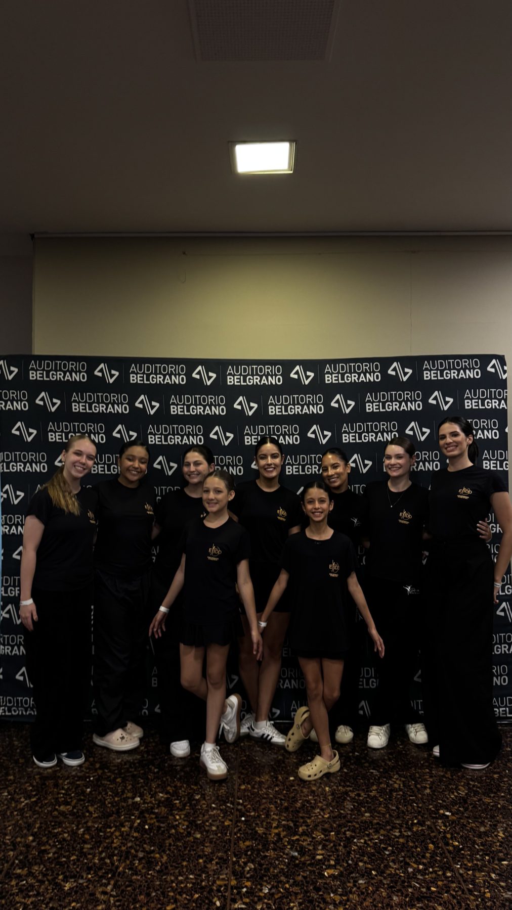 Equipe da EIDD no Auditório Belgrano antes da apresentação